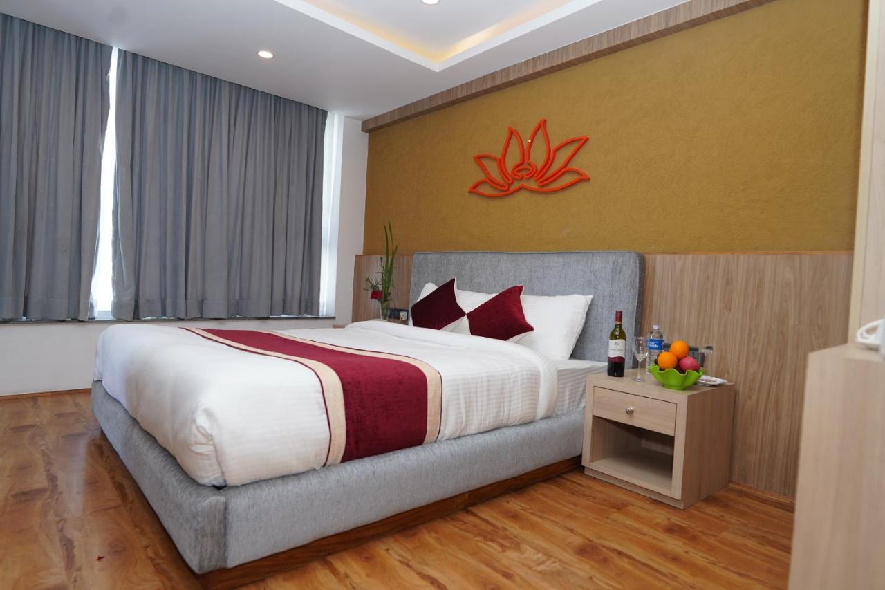 Lotus Club Boutique Hotel Катманду Екстер'єр фото